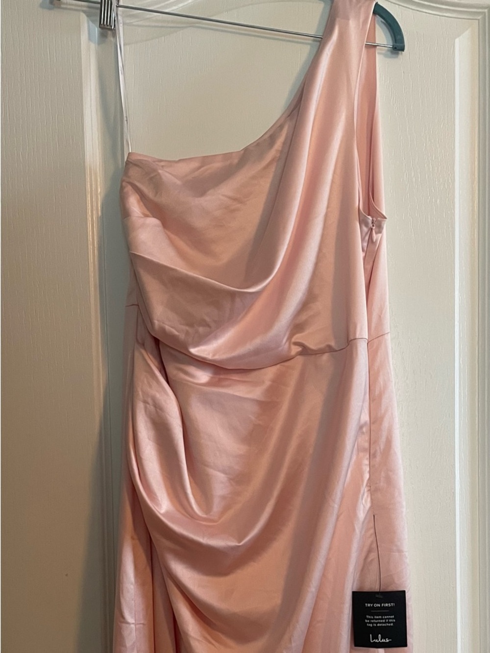 NWT Lulus One-Shoulder Formal Satin Bridesmaid or Prom Dress Womens Size L